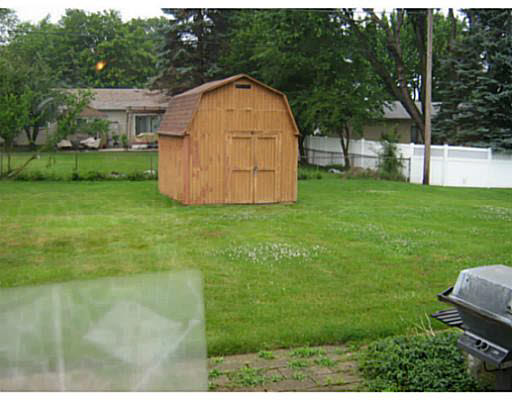 1333 Berkshire Dr, South Bend, IN 46614 photo 6