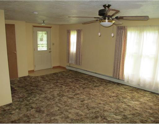 10768 Fairview Ave, Osceola, IN 46561 photo 5