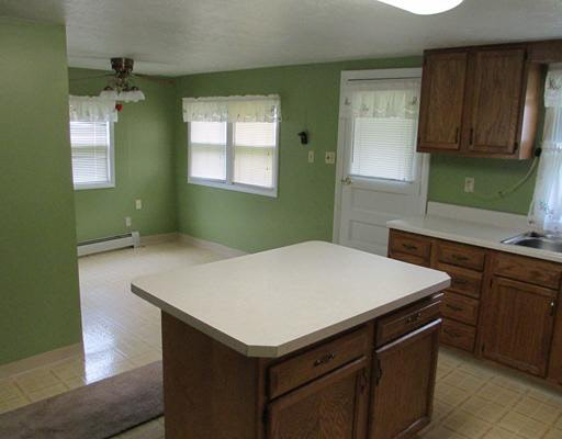 10768 Fairview Ave, Osceola, IN 46561 photo 4