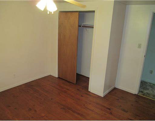 10768 Fairview Ave, Osceola, IN 46561 photo 9