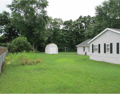 10768 Fairview Ave, Osceola, IN 46561 photo 15