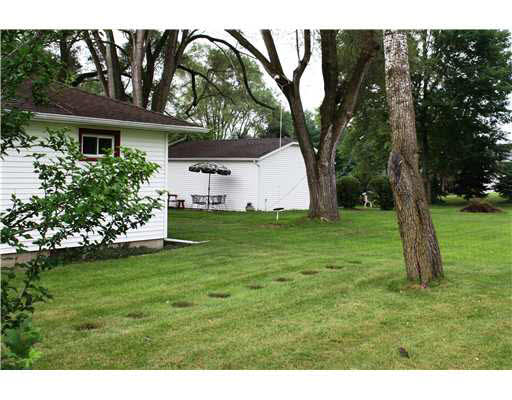 19180 Palisade Ave, South Bend, IN 46637 photo 3