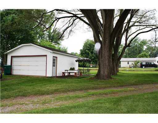 19180 Palisade Ave, South Bend, IN 46637 photo 4