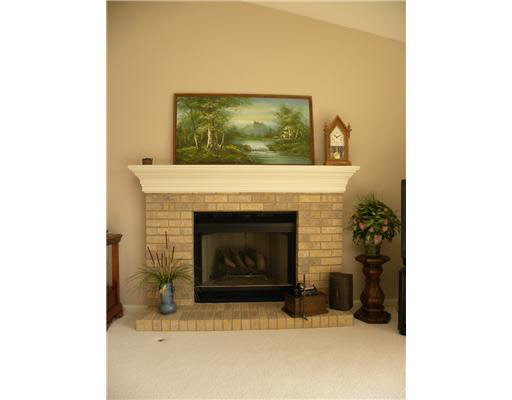 5172 Fredricksburg Ct, South Bend, IN 46614 photo 5