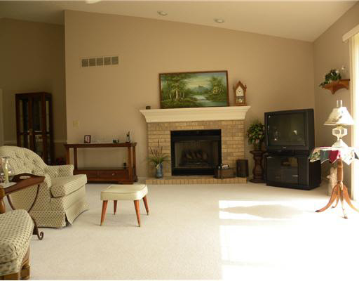 5172 Fredricksburg Ct, South Bend, IN 46614 photo 4