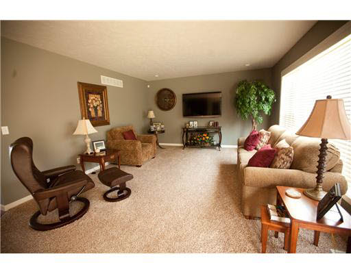 1312 Deluna Way, South Bend, IN 46614 photo 12