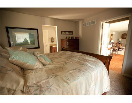 1312 Deluna Way, South Bend, IN 46614 photo 14
