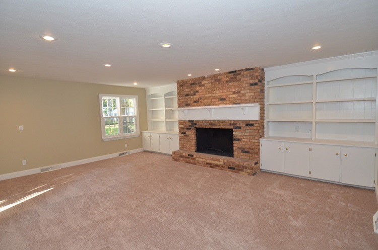 15670 Hearthstone Dr, Mishawaka, IN 46545 photo 4