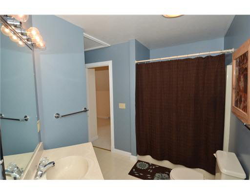 52562 Spring Valley Ln, Granger, IN 46530 photo 11
