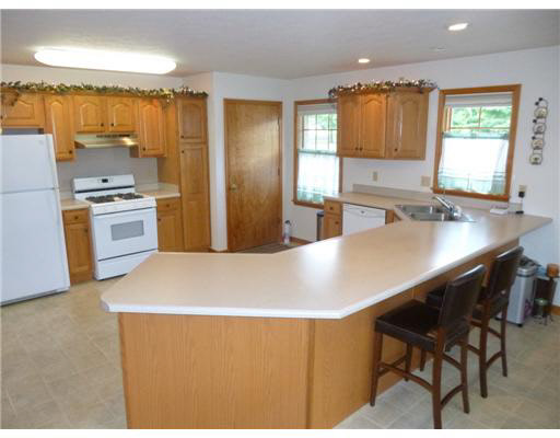 24120 Roosevelt Rd, South Bend, IN 46614 photo 3