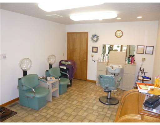 24120 Roosevelt Rd, South Bend, IN 46614 photo 17