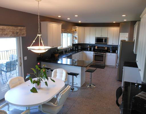 51900 Waterford Green Dr, Granger, IN 46530 photo 2