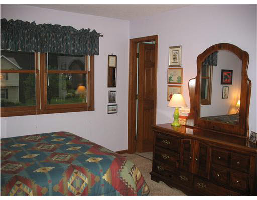 55930 Oakview Ln, Osceola, IN 46561 photo 8