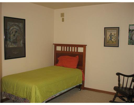 55930 Oakview Ln, Osceola, IN 46561 photo 11