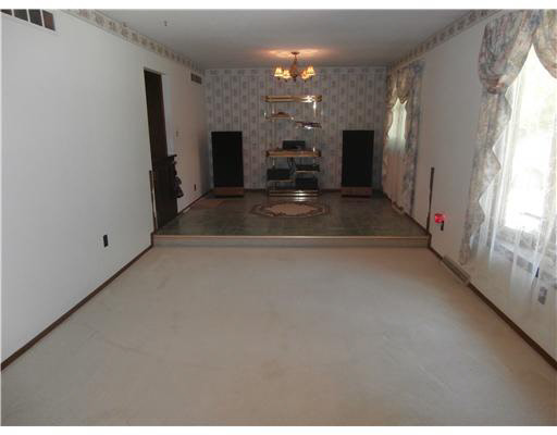 22188 Silver Springs Dr, South Bend, IN 46628 photo 5