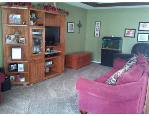 58065 Aspen Dr, Osceola, IN 46561 photo 4