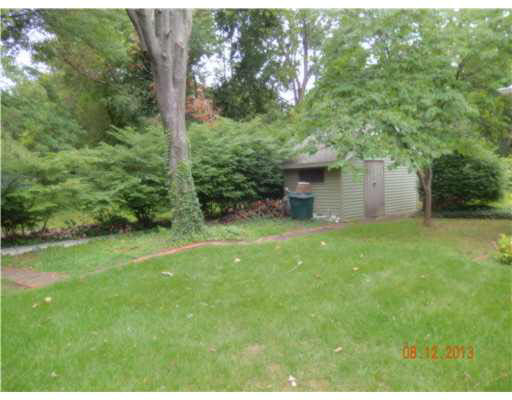 2125 Beverly Pl, South Bend, IN 46616 photo 4