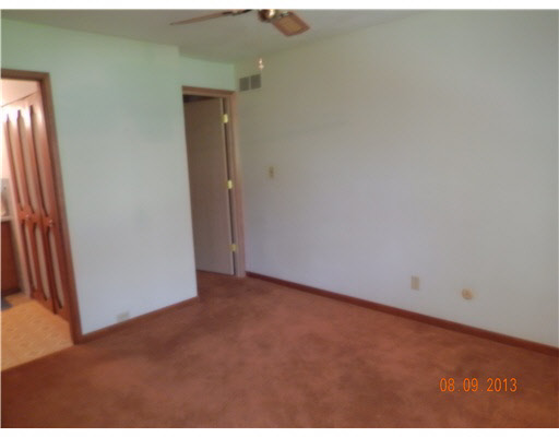 2125 Beverly Pl, South Bend, IN 46616 photo 9