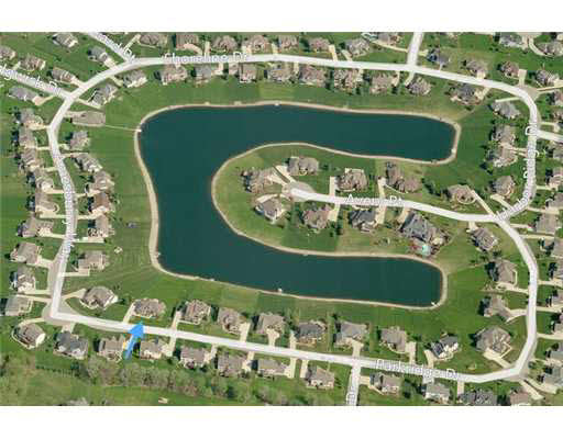 14328 Parkridge Dr, Granger, IN 46530 photo 3