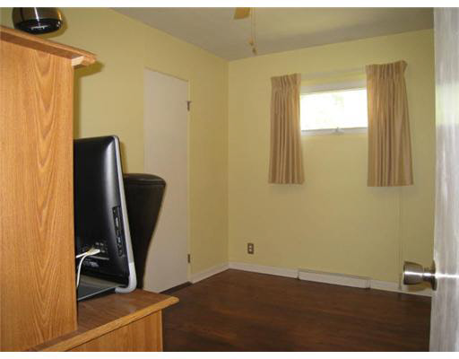 2533 Benedict Ave, South Bend, IN 46615 photo 9