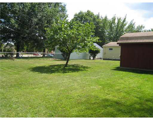 2533 Benedict Ave, South Bend, IN 46615 photo 19
