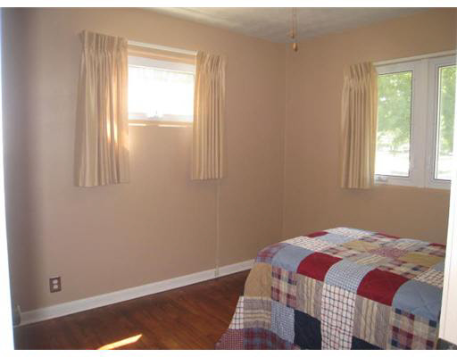 2533 Benedict Ave, South Bend, IN 46615 photo 8