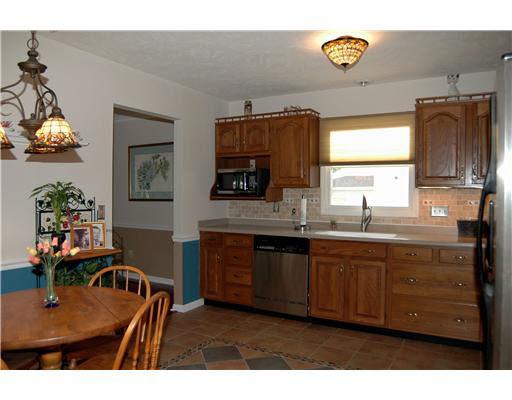 1008 Bowdoin Dr, Mishawaka, IN 46544 photo 7