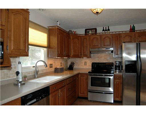 1008 Bowdoin Dr, Mishawaka, IN 46544 photo 6