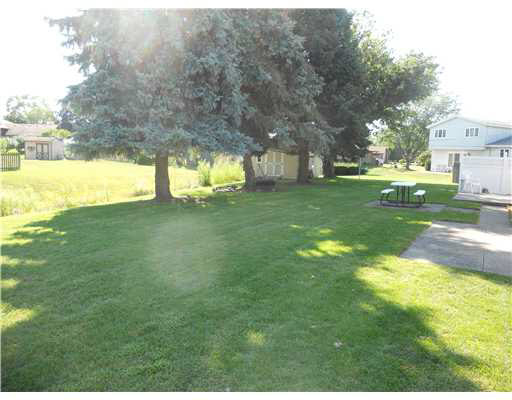 11620 Strohm Dr N, Mishawaka, IN 46545 photo 16