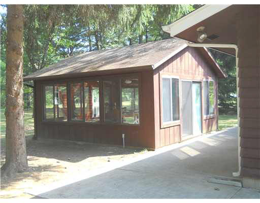 56018 Apple Rd, Osceola, IN 46561 photo 2