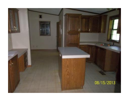 55041 Glenn Rd, South Bend, IN 46628 photo 5