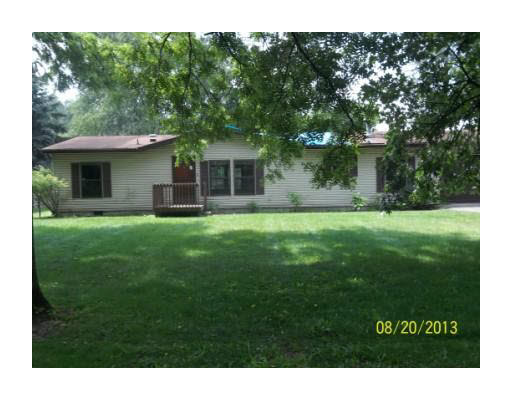 55041 Glenn Rd, South Bend, IN 46628 photo 1