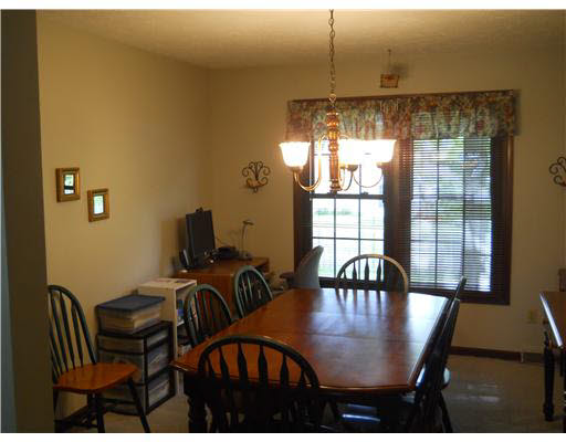 19388 Edinburgh Dr, South Bend, IN 46614 photo 14