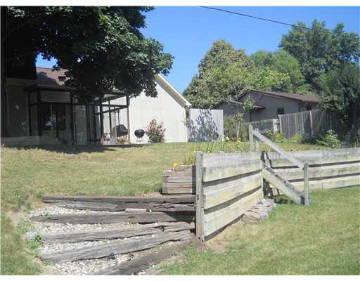 19388 Edinburgh Dr, South Bend, IN 46614 photo 8