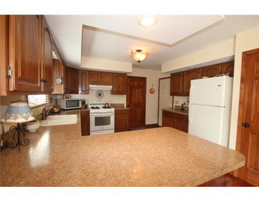 11662 Cross Cut Dr, Granger, IN 46530 photo 11