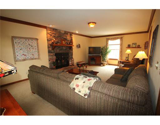11662 Cross Cut Dr, Granger, IN 46530 photo 5