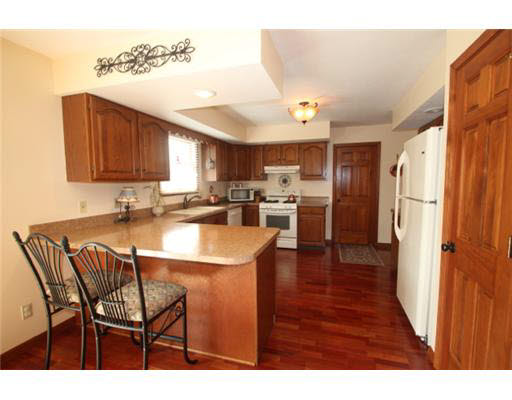 11662 Cross Cut Dr, Granger, IN 46530 photo 9