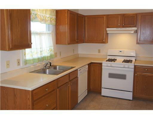 5131 Copperfield Dr E, South Bend, IN 46614 photo 3
