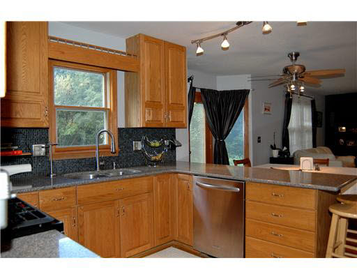 22150 Pine Hollow Ln, South Bend, IN 46628 photo 9