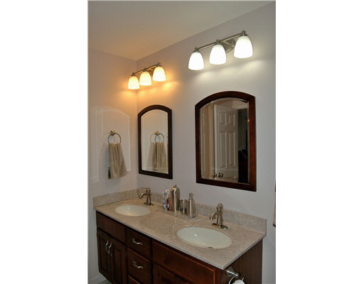 22150 Pine Hollow Ln, South Bend, IN 46628 photo 14