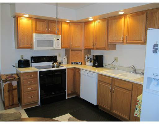 3603 Brentwood Dr, South Bend, IN 46628 photo 2