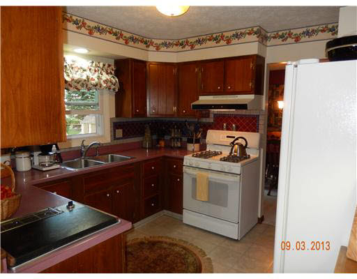 1487 Cambridge Dr, South Bend, IN 46614 photo 5