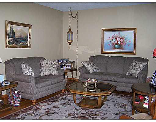 58260 Pam Dr, South Bend, IN 46619 photo 3