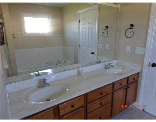 10231 Conover Dr, Granger, IN 46530 photo 3
