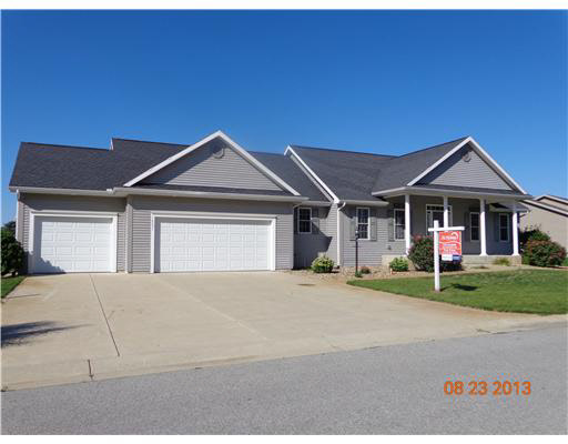 10231 Conover Dr, Granger, IN 46530 photo 1