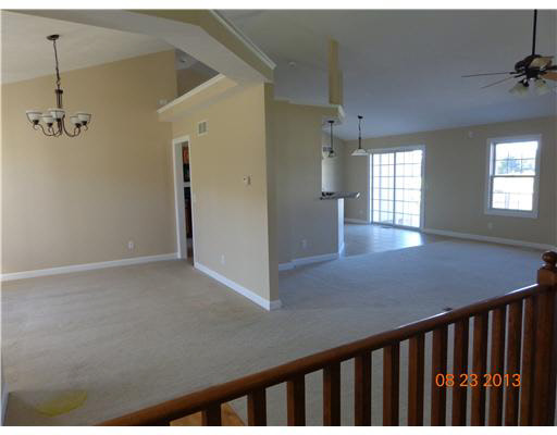 10231 Conover Dr, Granger, IN 46530 photo 4