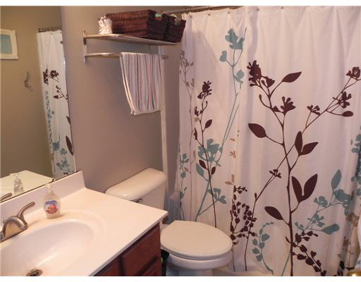 52015 Winterglen Dr, Granger, IN 46530 photo 11