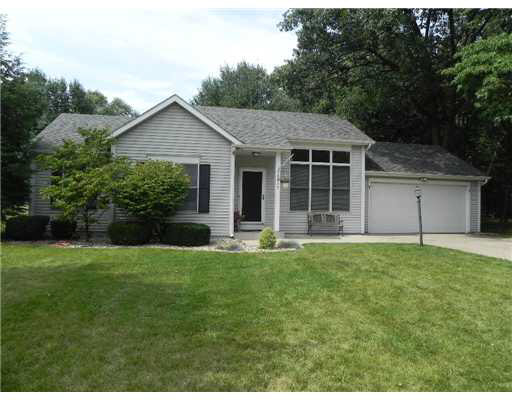 52015 Winterglen Dr, Granger, IN 46530 photo 1