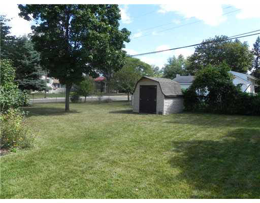 1740 Winston Dr, South Bend, IN 46635 photo 14