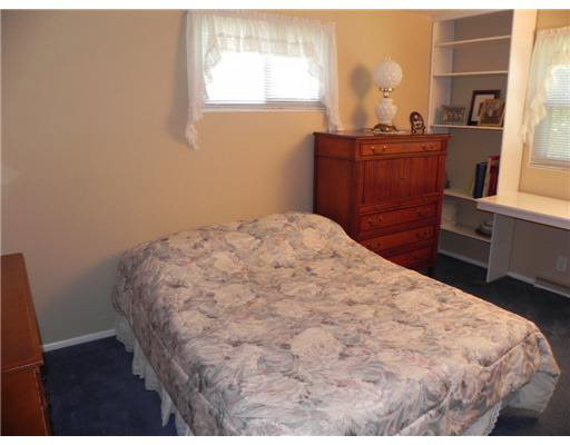 1740 Winston Dr, South Bend, IN 46635 photo 11